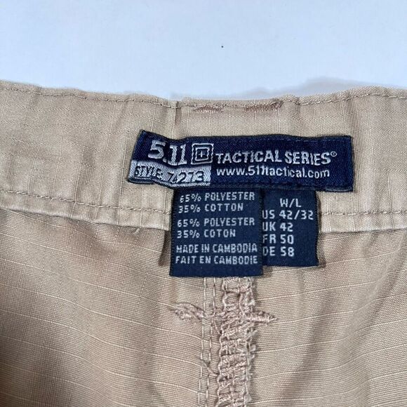 511 Tactical Series Cargo Pants Tan Khaki Men's 42x32 Stained - Picture 9 of 11
